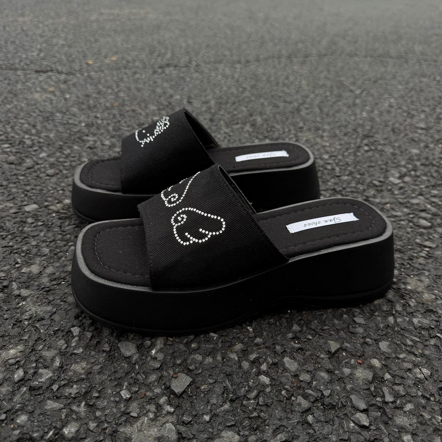 HelloKitty Black Heightening Sandals