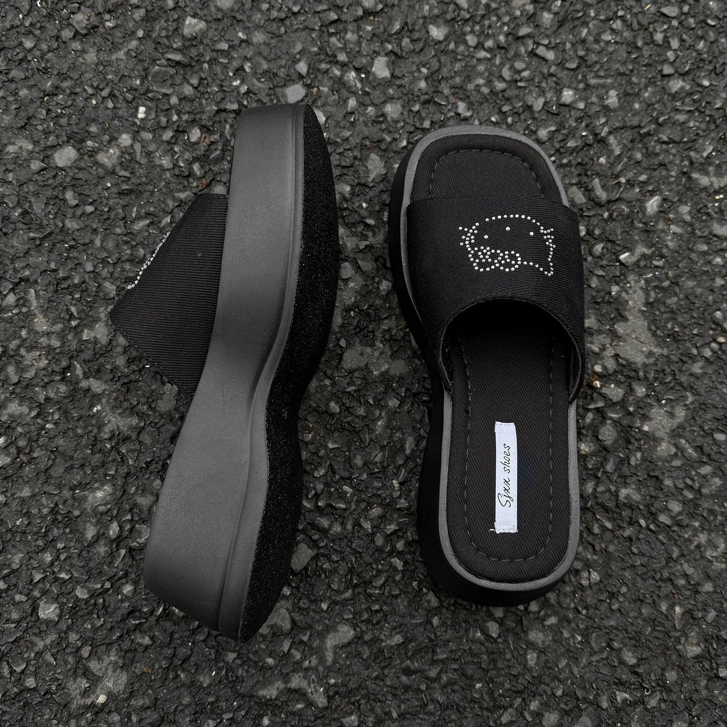 HelloKitty Black Heightening Sandals