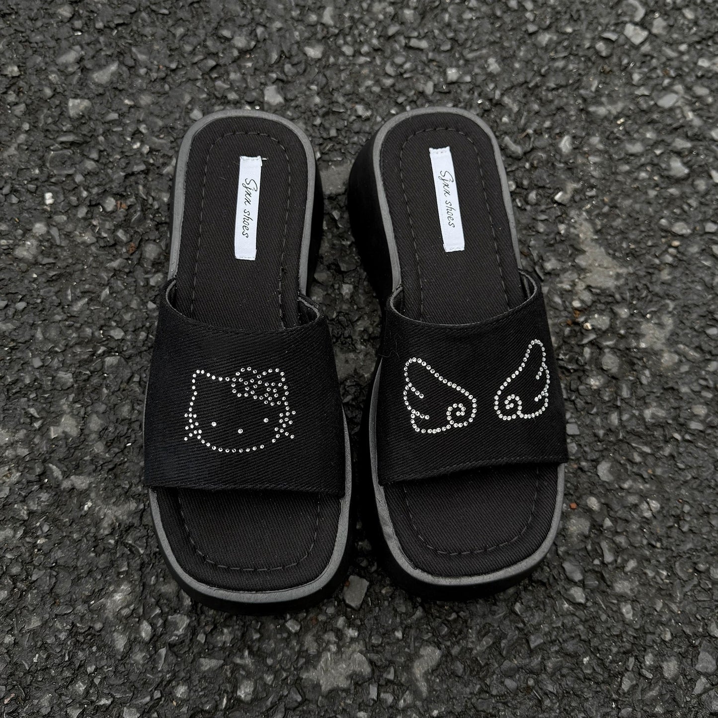 HelloKitty Black Heightening Sandals